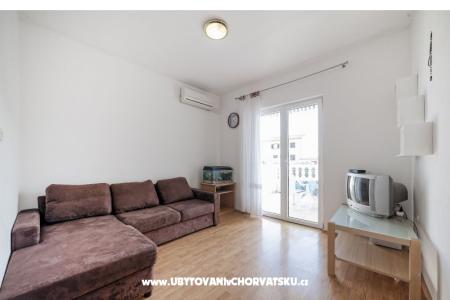 Apartments Maleš photo 3