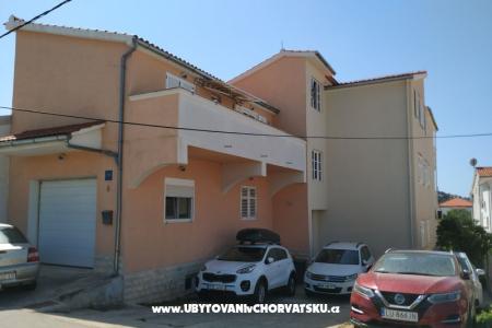 Apartments Vinka photo 2