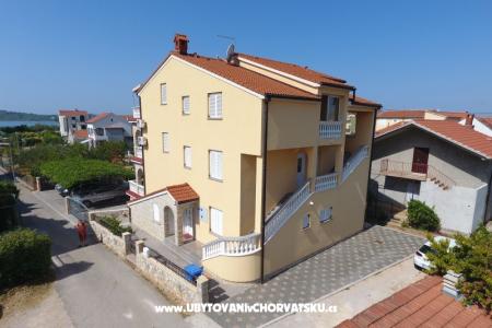 Apartments Zeko photo 3