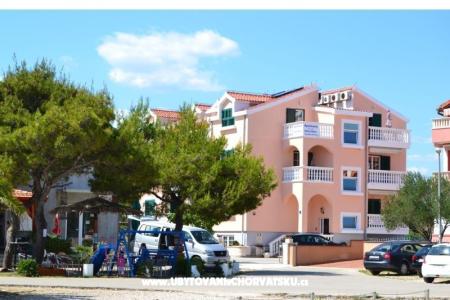Apartment Adria Mare Vodice Croatia