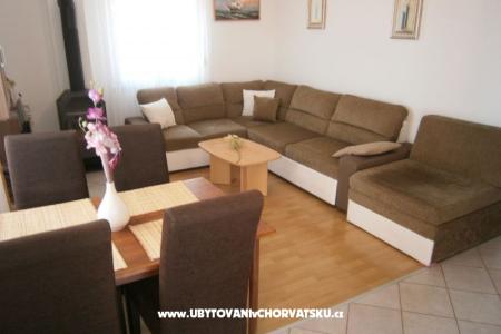Apartments Ana photo 3