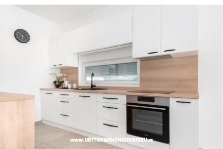 Katrya Luxury Villa photo 4