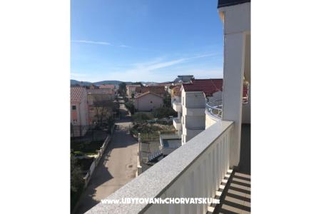 Penthouse with pool Ruža photo 5