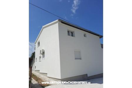 Apartment Petar photo 2