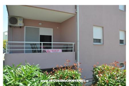 Apartment Roko photo 3