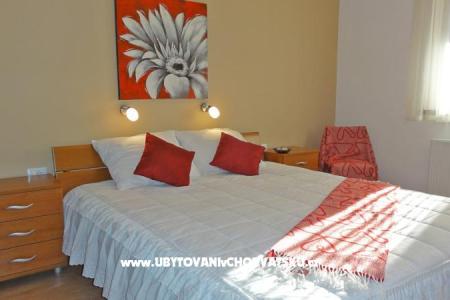 Apartments Luana photo 3