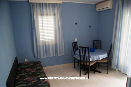 Apartments Marta Zadar - Diklo photo 3