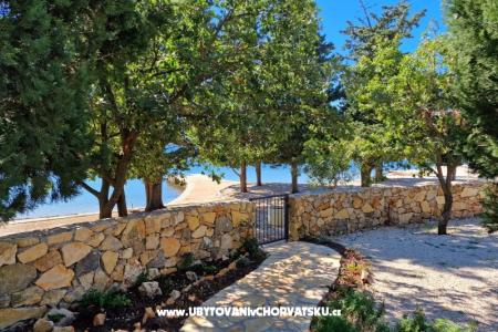 Apartments Tena,  prvi red do mora Zadar Croatia