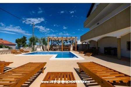 Apartments M photo 2