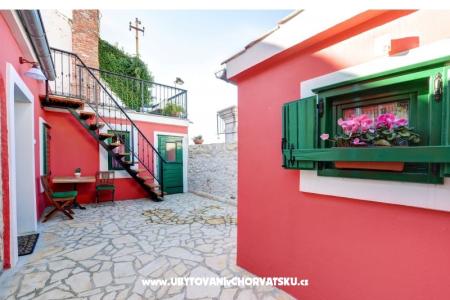 House Milka photo 2