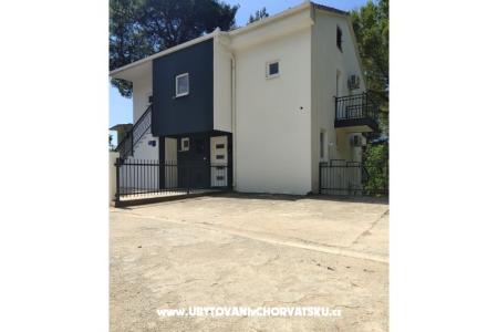 Apartments Glibić Zaostrog photo 5