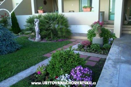 Apartments California photo 2