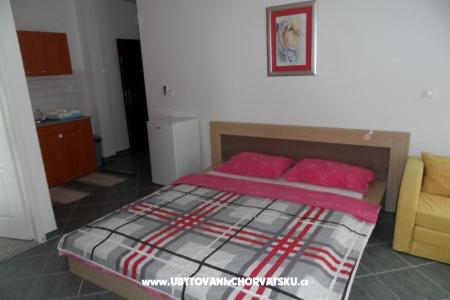 Apartments Ćurić photo 3