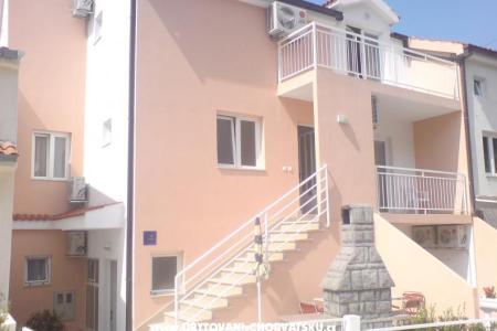 Apartments Gojko Ajduk Zivogosce Croatia