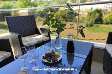 Villa Filipovic 2 Apartments Žuljana photo 2