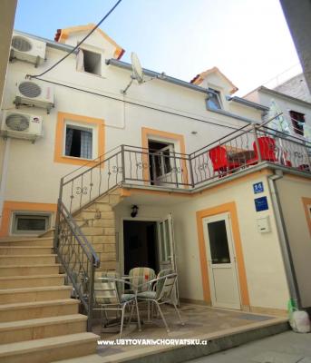 Apartmani Jan – Accommodation Baska Voda Kroatië