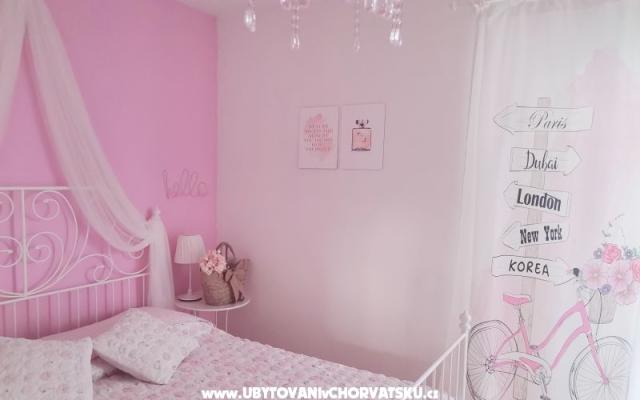 Apartmani Nina – Accommodation Baska Voda Kroatië
