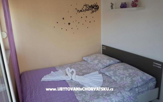 Apartment Dino – Accommodation Baska Voda Kroatië
