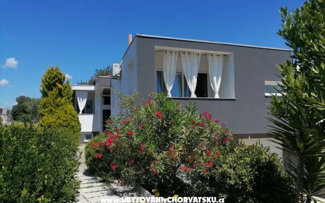 Apartmani Dora  – Accommodation Bibinje Kroatië