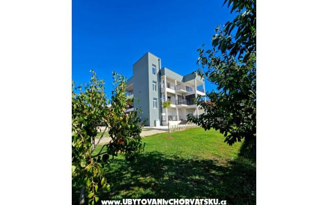 Apartmani Royal Holiday  – Accommodation Bibinje Kroatië