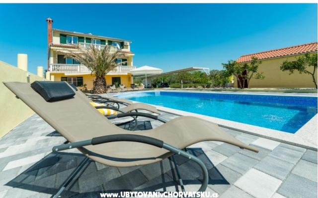 Crowonder Sun – Accommodation Bibinje Kroatië