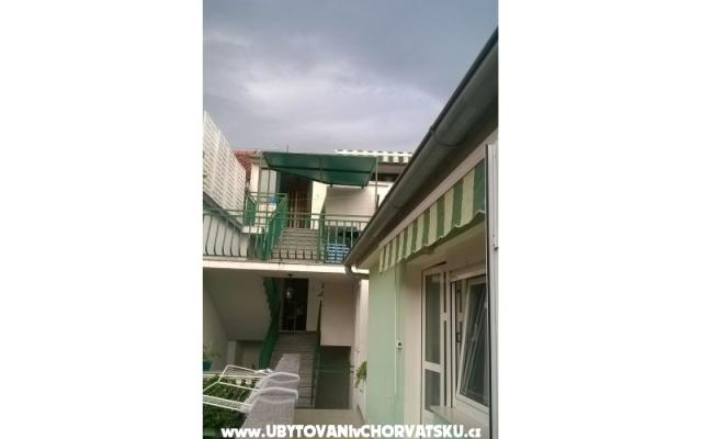 Apartmani Mitja – Accommodation Biograd Kroatië