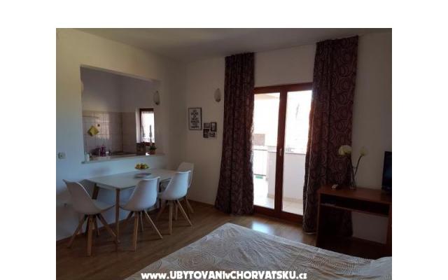 Apartmani NILA – Accommodation Biograd Kroatië