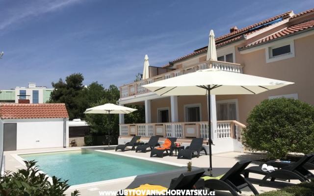 Apartmani Šarić – Accommodation Biograd Kroatië