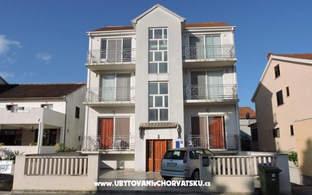 Biograd Apartmani Ćaleta – Accommodation Biograd Kroatië
