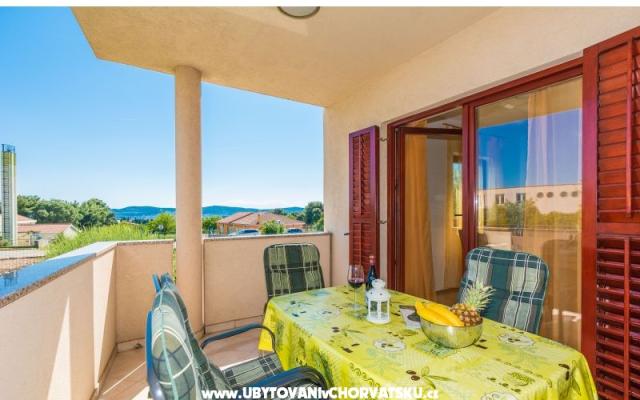 Apartmani Blandona – Accommodation Biograd Kroatië
