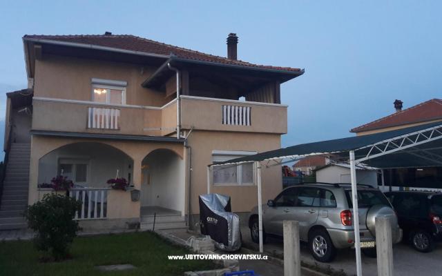 D-T  – Accommodation Biograd Kroatië