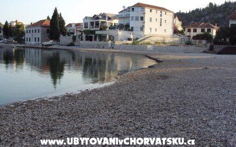 Apartmani Medar – Accommodation Blace Kroatië