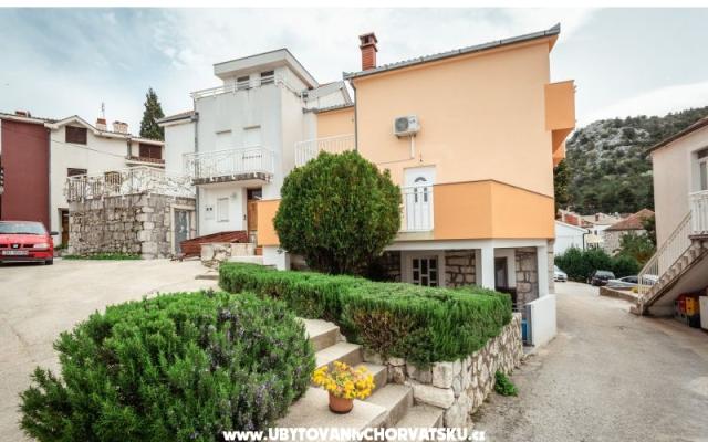 Apartmani Sršen – Accommodation Blace Kroatië