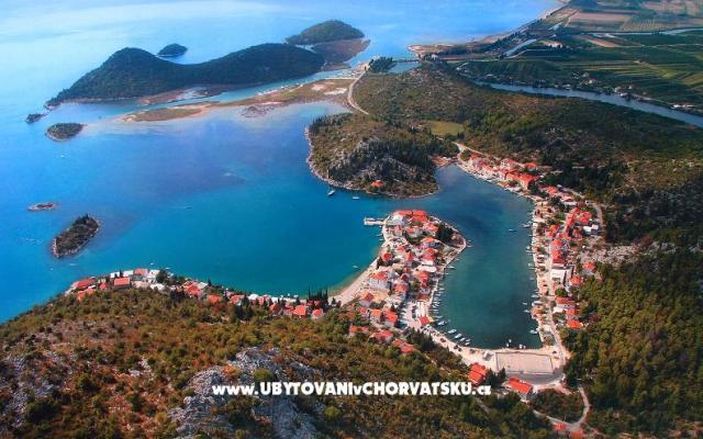 Apartments Azzurro – Accommodation Blace Kroatië