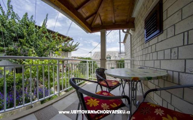 Apartman Zorica Jović – Accommodation Island of Brac Kroatië