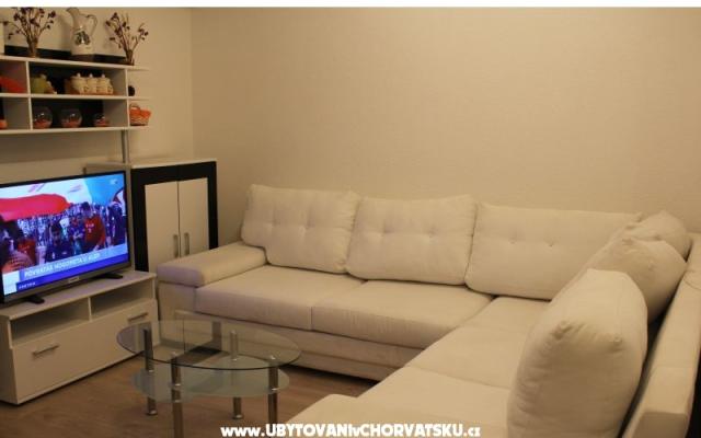 Apartmani Antonia – Accommodation Island of Brac Kroatië