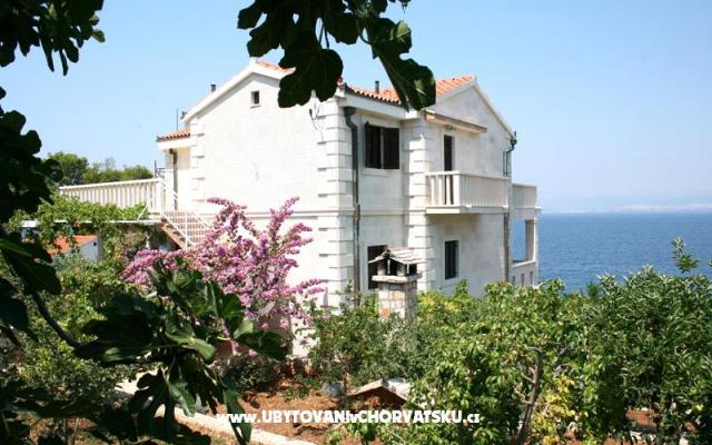 Apartmani Grma – Accommodation Island of Brac Kroatië