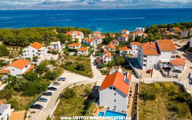 Apartmani La Perla – Accommodation Island of Brac Kroatië