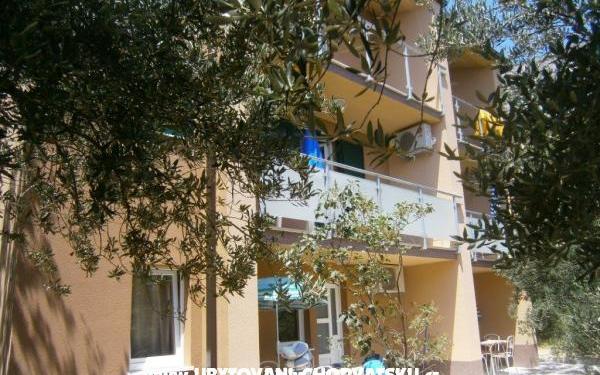 Apartmani Nada Mustapić – Accommodation Brela Kroatië
