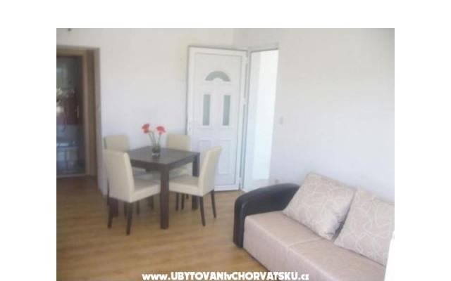 Apartmani Ivana – Accommodation Drvenik Kroatië