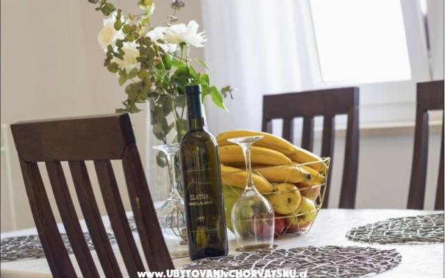Apartmani Toni – Accommodation Dugi Rat Kroatië