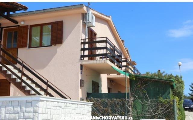 Apartman Dona – Accommodation Fazana Kroatië