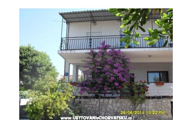 Apartment Bernardo – Accommodation Sv. Filip i Jakov Kroatië