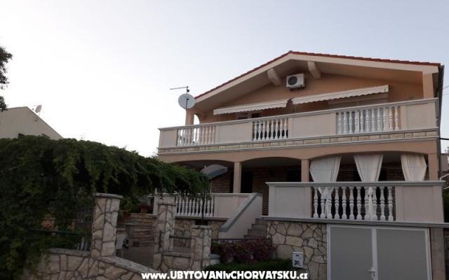 Apartman Suzy – Accommodation Sv. Filip i Jakov Kroatië