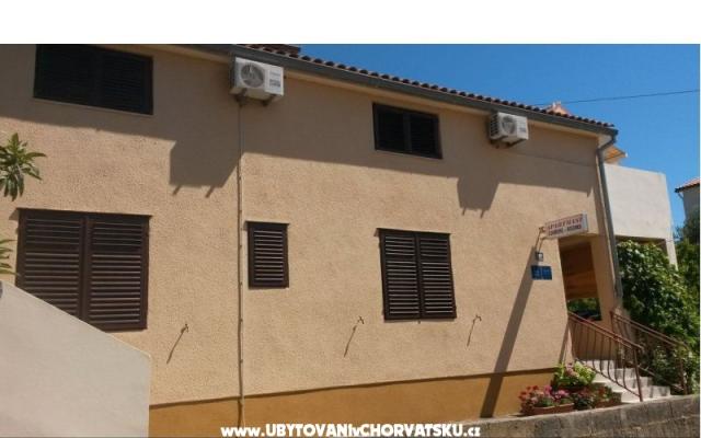 Apartmani Lada – Accommodation Sv. Filip i Jakov Kroatië