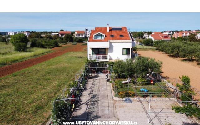Apartmani Marina – Accommodation Sv. Filip i Jakov Kroatië