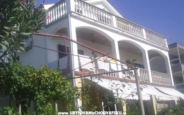Apartmány Kristina – Accommodation Sv. Filip i Jakov Kroatië