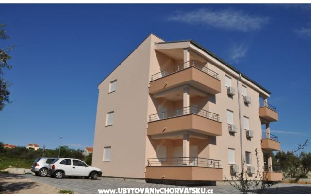 Apartments Ivana – Accommodation Sv. Filip i Jakov Kroatië