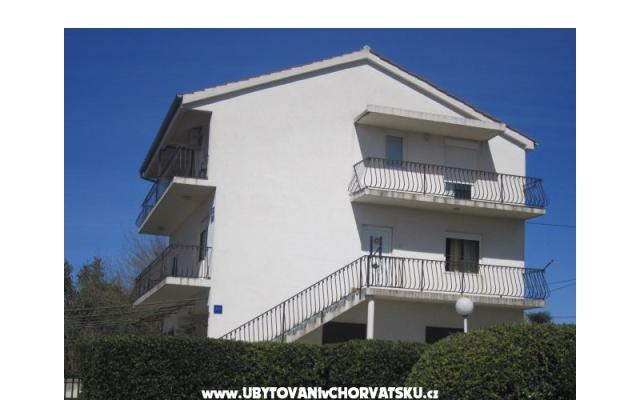 Apartments Pedišić – Accommodation Sv. Filip i Jakov Kroatië