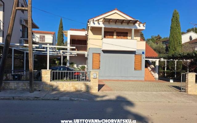 Apartmani Be-Bu-Mar – Accommodation Sv. Filip i Jakov Kroatië